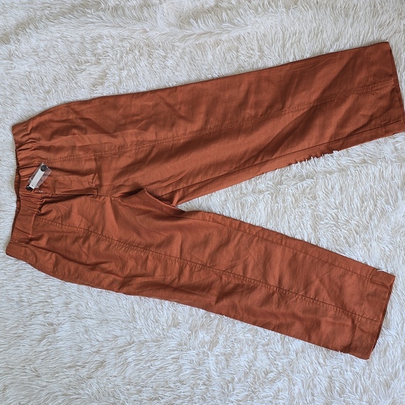 Madewell Tapered Huston Pull-On Crop Pants - Picture 2 of 8